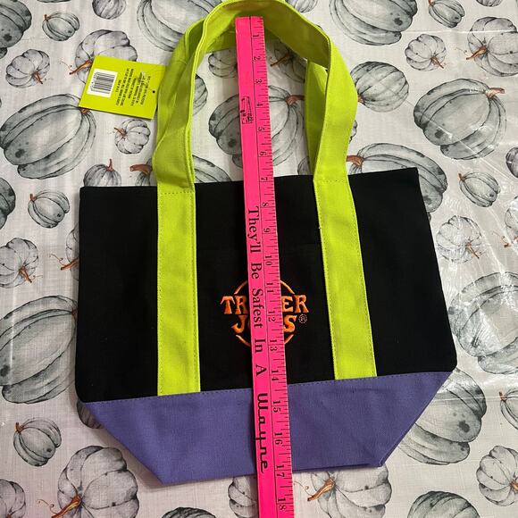 NWT Trader Joe’s Mini Tote Set Of 4 Halloween Trick Or Treat Bags Amazing Color - Picture 7 of 10